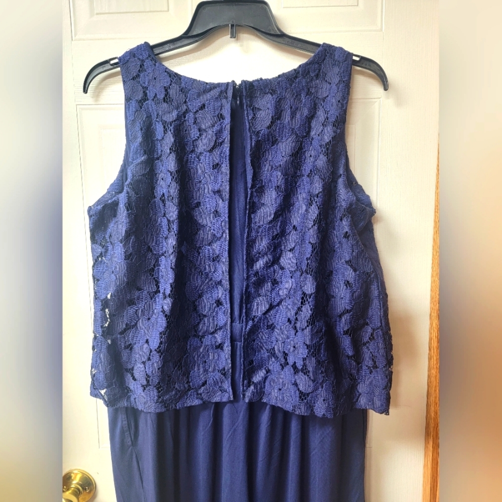 Jumpsuit - Picture 4 of 5